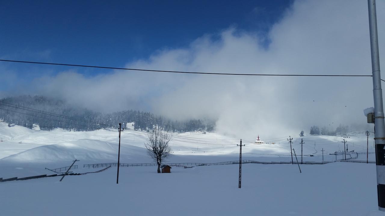 Hotel Gulmarg Inn Eksteriør bilde