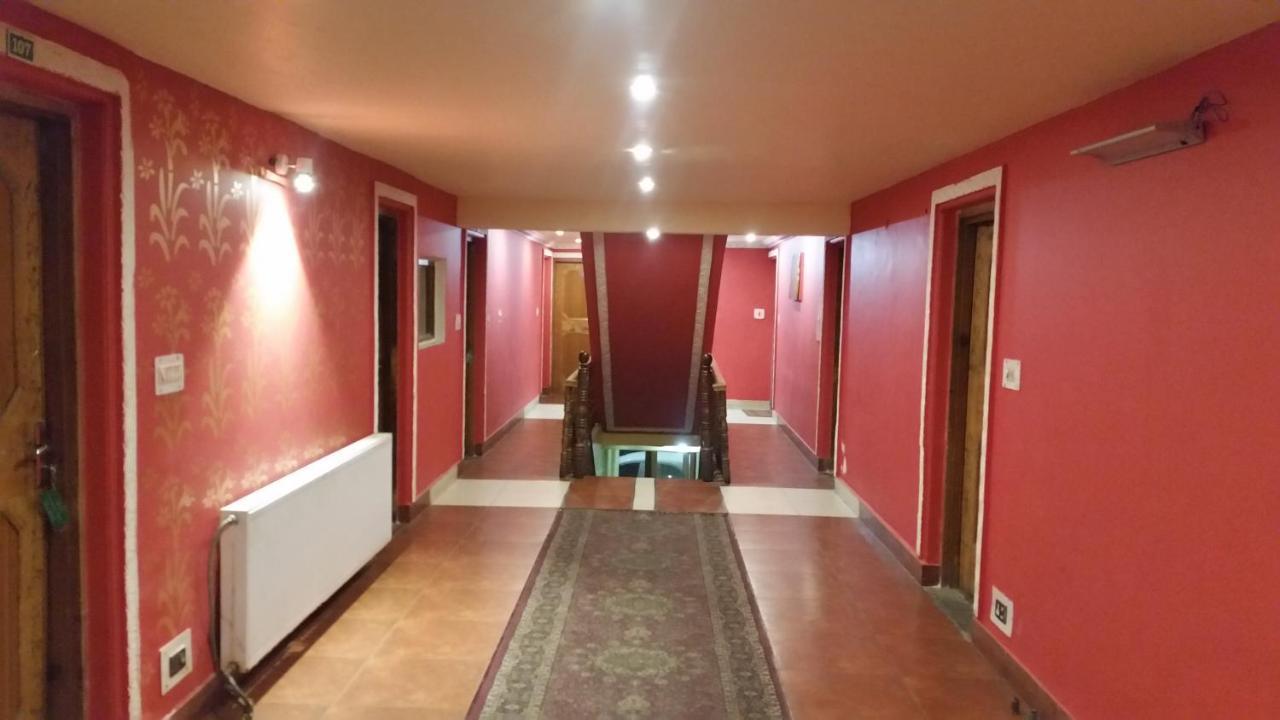 Hotel Gulmarg Inn Eksteriør bilde